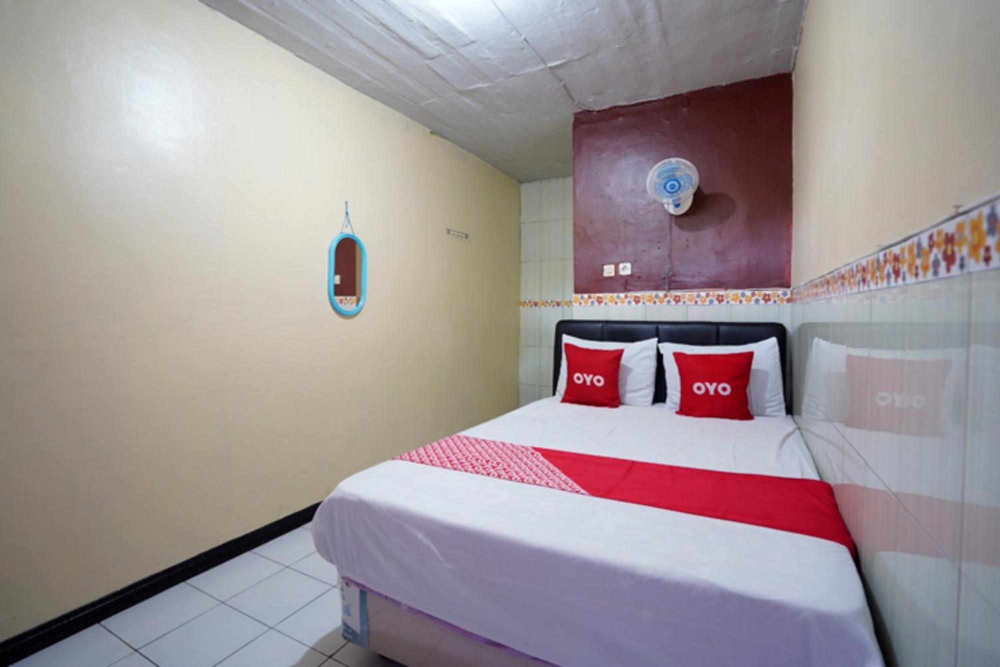 Oyo 927 Carina Hotel Claket Luaran gambar