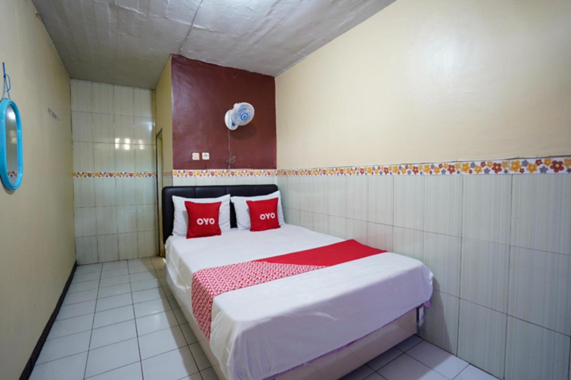 Oyo 927 Carina Hotel Claket Luaran gambar