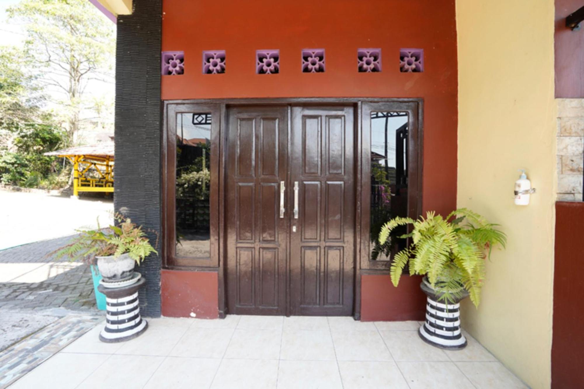 Oyo 927 Carina Hotel Claket Luaran gambar